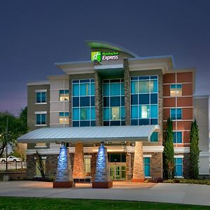 Holiday Inn Express & Suites North Dallas At Preston By Ihg